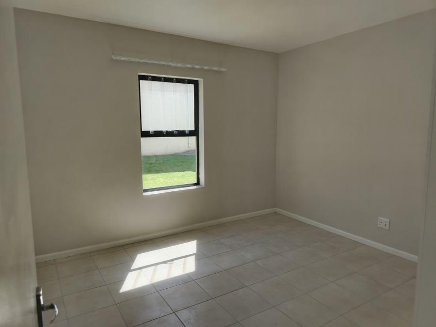 To Let 2 Bedroom Property for Rent in Ottery Western Cape